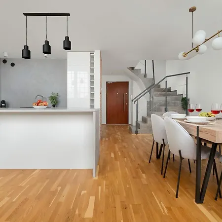 Prestige Tymienieckiego In With Parking By Renters Prestige