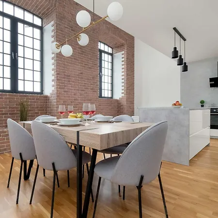 Prestige Tymienieckiego In With Parking By Renters Prestige *