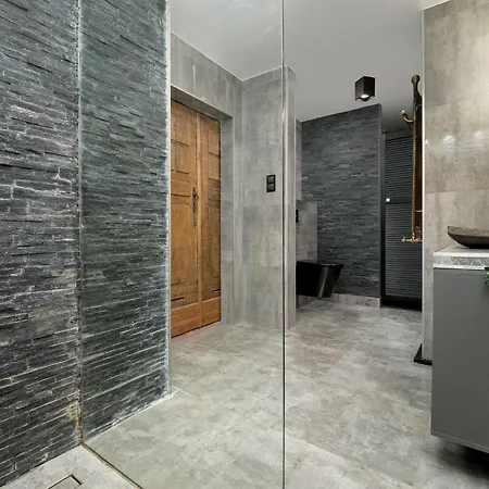 Prestige Tymienieckiego In With Parking By Renters Prestige Łódź