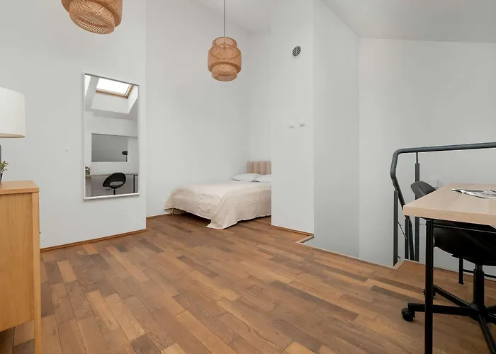 Prestige Tymienieckiego In With Parking By Renters Prestige شقة