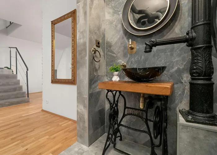 Prestige Tymienieckiego In With Parking By Renters Prestige شقة وودج