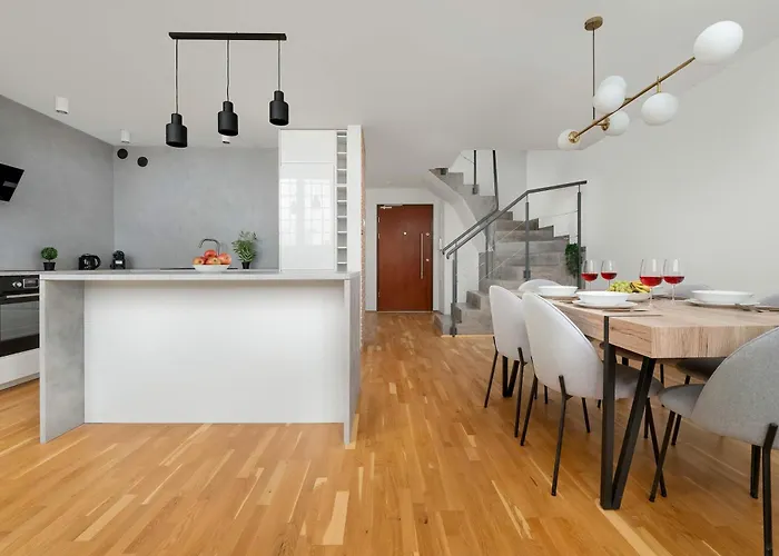 Prestige Tymienieckiego In With Parking By Renters Prestige